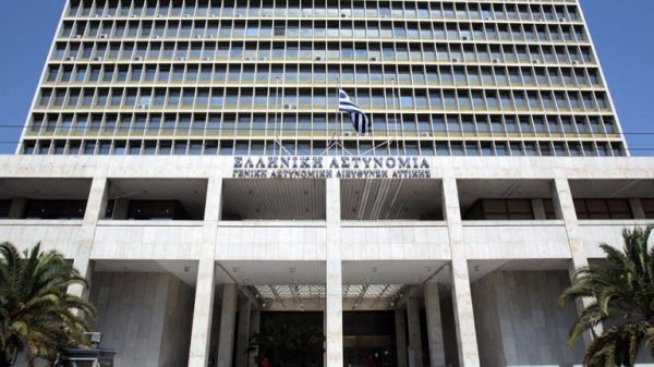 Μετακινήσεις αξιωματικών που αναφέρονται στον «φάκελο διαφθοράς» της ΕΛ.ΑΣ