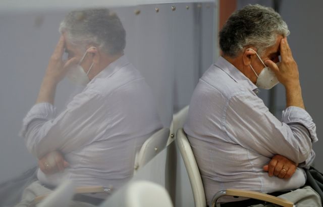 Κοροναϊός : Αυξάνονται τα κρούσματα στην Ιταλία – Μειώνονται οι νεκροί