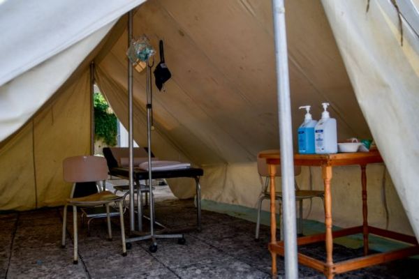 Κοροναϊός: Προβληματισμός για τα εισαγόμενα κρούσματα  – Έλεγχοι σε Θεσπρωτία, Ξάνθη