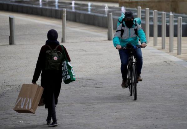 Συνεχής η «μάχη» με τον κοροναϊό σε όλο τον κόσμο