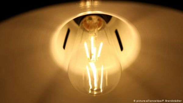 Νέα μορφή κατασκοπείας μέσω λαμπτήρα LED