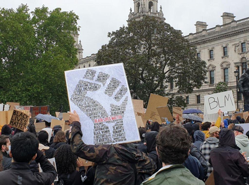 Βρετανός υπουργός Υγείας : Οι αντιρατσιστικές διαμαρτυρίες ενδέχεται να αυξήσουν τον αριθμό των κρουσμάτων της Covid-19
