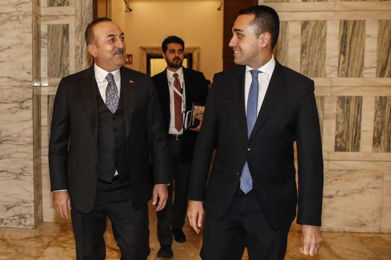 Αναβλήθηκε στο… παρά πέντε η συνάντηση Ντι Μάιο – Τσαβούσογλου