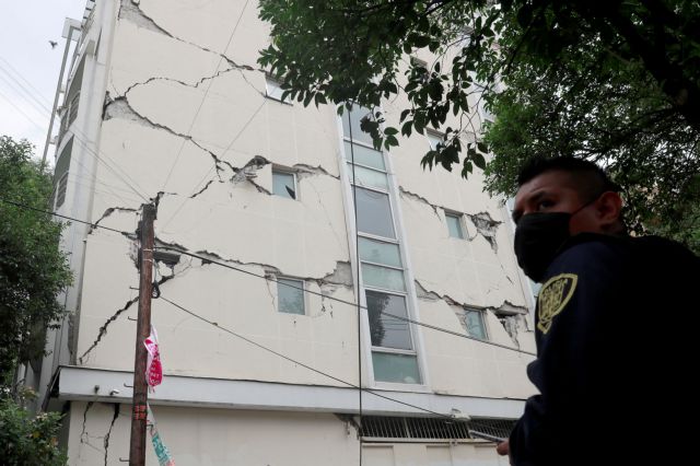 Σεισμός : Φόβοι για πολλά θύματα από τα 7,4 Ρίχτερ στο Μεξικό- Συγκλονιστικές μαρτυρίες