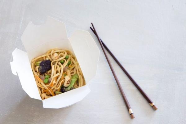 Noodles με λαχανικά