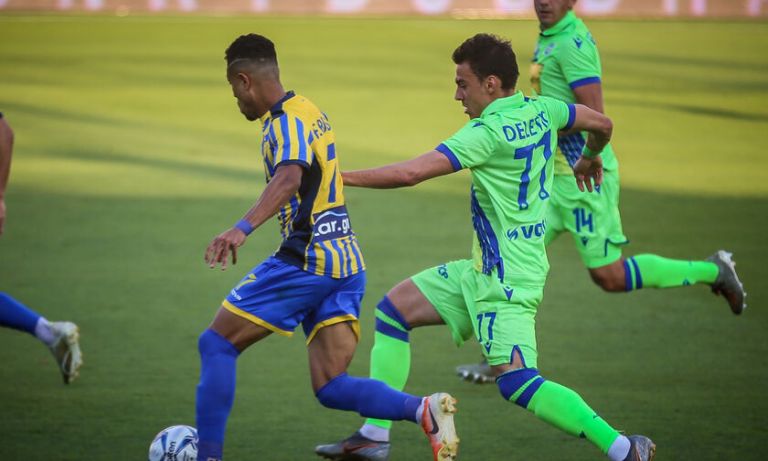 Το θρίλερ στην «ουρά» συνεχίζεται