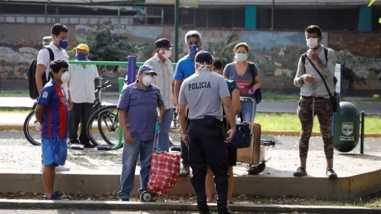Κοροναϊός : Θερίζει τους αστυνομικούς στο Περού – Εκατοντάδες νεκροί και χιλιάδες κρούσματα