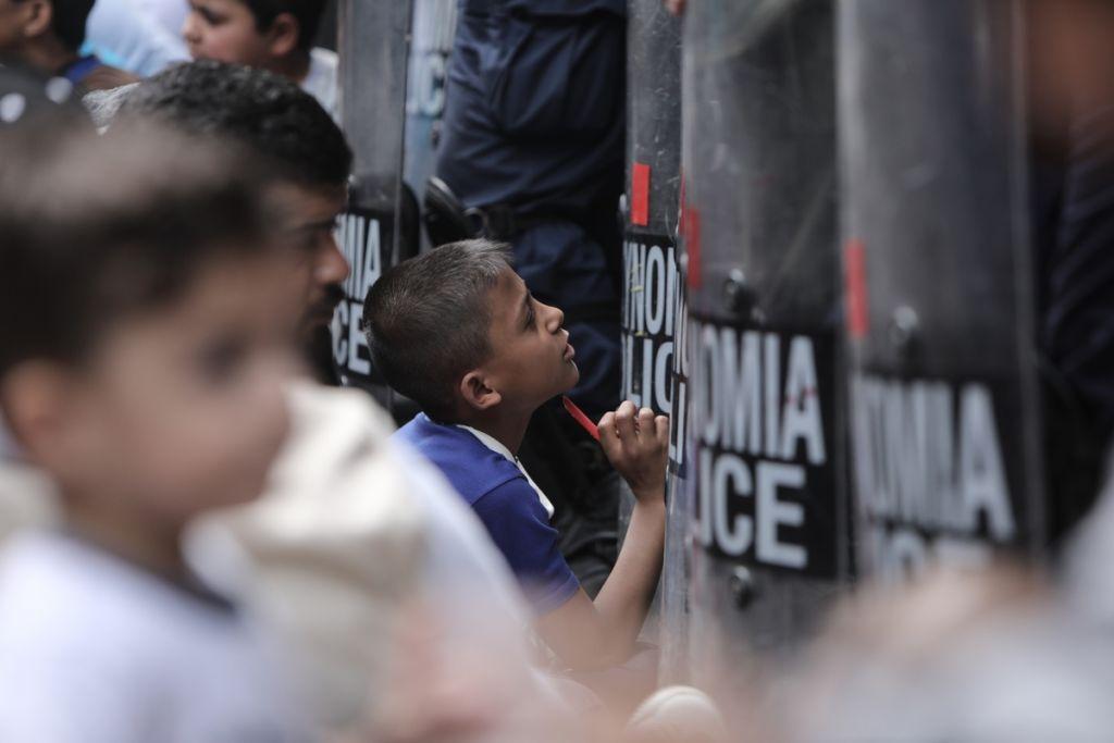 Να βάλουμε στο περιθώριο την ατζέντα της Ακροδεξιάς