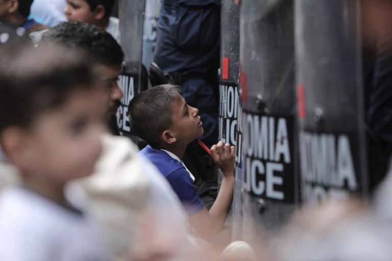 Να βάλουμε στο περιθώριο την ατζέντα της Ακροδεξιάς