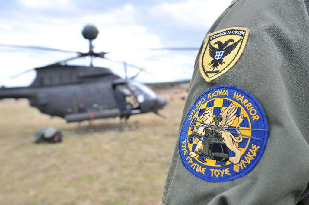 Το παιχνίδι της μοίρας για τον άτυχο πιλότο: Το αντίο στους συγγενείς του πετώντας πάνω από τα σπίτια τους