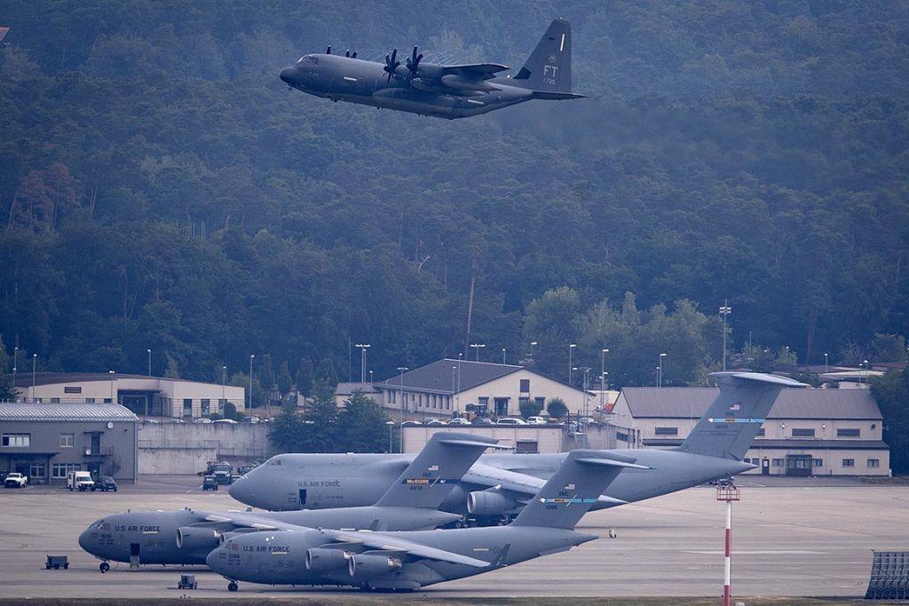 Γερμανία : Τι σημαίνει η απόσυρση αμερικανικών δυνάμεων – Η επιδίωξη του Τραμπ