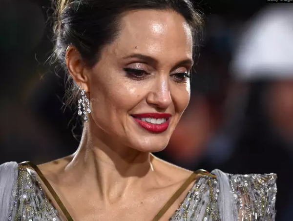 Αντζελίνα Τζολί : Η ζωή στην καραντίνα μαζί με τα έξι παιδιά της