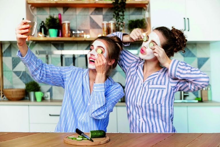 Οι beauty συνήθειες που θα βελτιώσουν τη διάθεσή σας