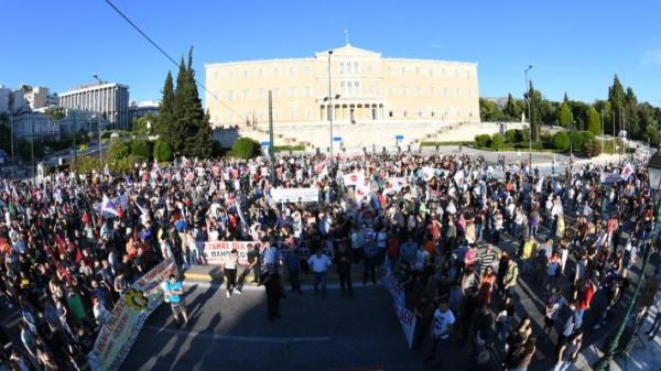 «Πληρώσαμε πολλά»: Εργατικά συλλαλητήρια σε Αθήνα και Θεσσαλονίκη
