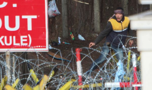 Εβρος : Τούρκοι διακινητές μαχαίρωσαν μετανάστες για να περάσουν στην Ελλάδα