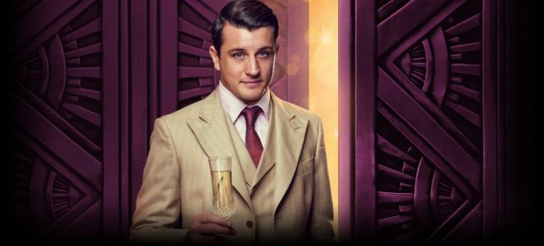 West End στην εποχή του κοροναϊού: Αποκριάτικες μάσκες και γάντια στο dress code των θεατών