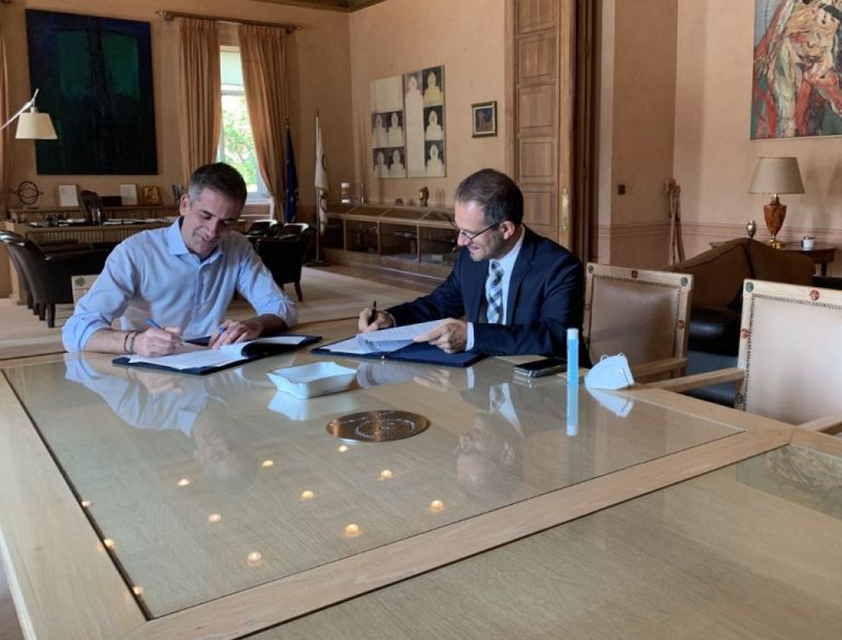 Δήμος Αθηναίων : Συνεργασία με ΔΕΔΔΗΕ για εγκατάσταση φωτοβολταϊκών σε σχολεία