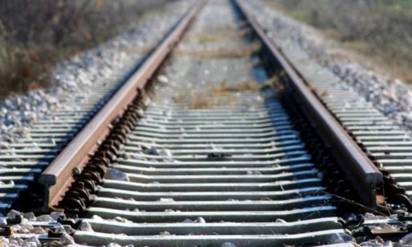Κιάτο : Αμαξοστοιχία παρέσυρε και τραυμάτισε άτομο