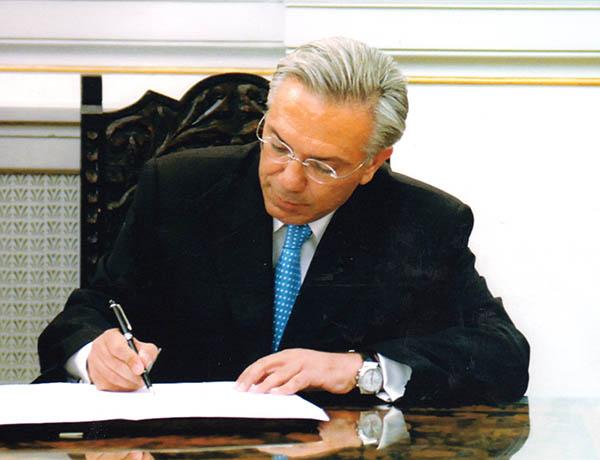 Γ. Βαληνάκης στο in.gr: H Τουρκία επιχειρεί να εγκλωβίσει την Ελλάδα στο δίλημμα «στρατιωτική κλιμάκωση ή αδράνεια»