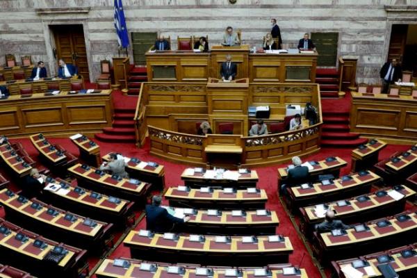 Τα εσωκομματικά μαχαιρώματα σε ΝΔ, ΣΥΡΙΖΑ και ΚΙΝΑΛ