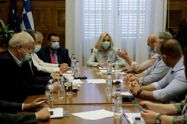 Γεννηματά: Όχι στην ιδιωτικοποίηση του νερού – Είναι δημόσιο αγαθό