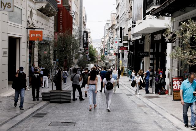 «Athensisback»: Συνεργασία δ. Αθηναίων και Εμπορικού Συλλόγου για τη στήριξη των επιχειρήσεων