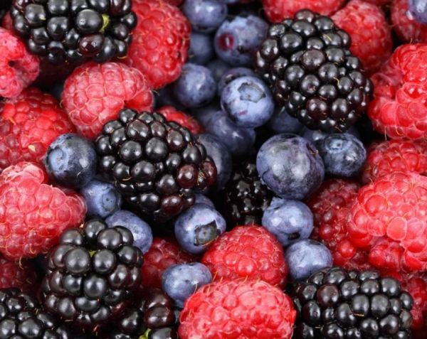 Αυτά είναι τα φρούτα με τη λιγότερη περιεκτικότητα σε σάκχαρα