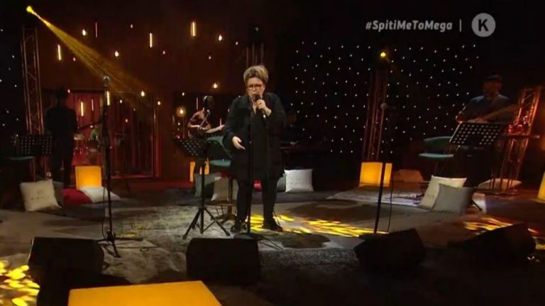 Η Δήμητρα Γαλάνη τραγούδησε για όσα έχουν αξία