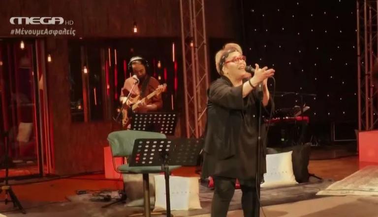 Σε λίγη ώρα η μεγάλη συναυλία της Γαλάνη στο MEGA