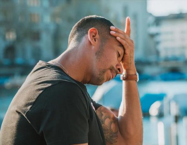 Οι ενδείξεις ότι ο σύντροφός σου είναι «γεμάτος»… ανασφάλειες