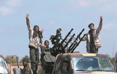 Λιβύη: Η HRW καταγγέλλει τις δυνάμεις του Χαφτάρ για εγκλήματα πολέμου