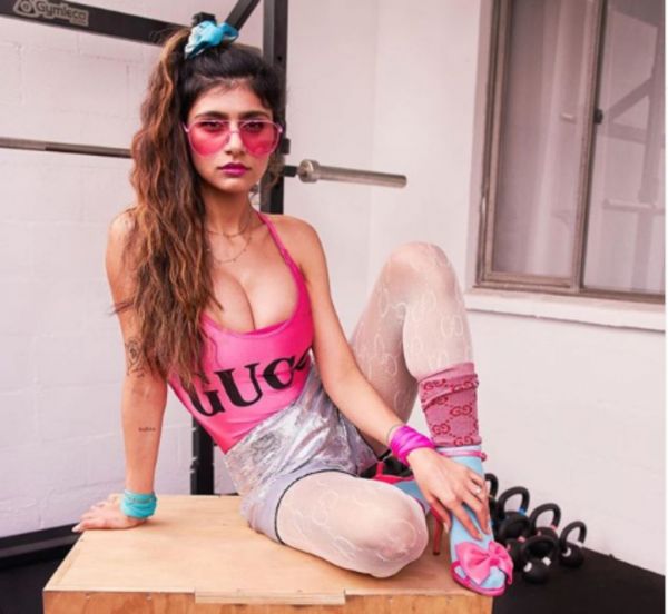 Μία Καλίφα: Οι θαυμαστές της κάνουν αγώνα για να εξαφανιστούν τα ροζ βίντεο της