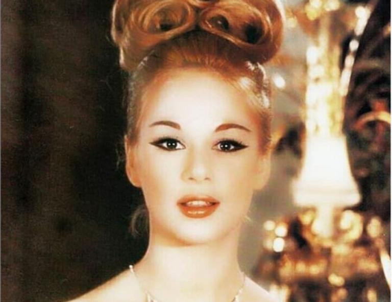 Αλίκη Βουγιουκλάκη: Ο γιος της δημοσίευσε σπάνια φωτογραφία της