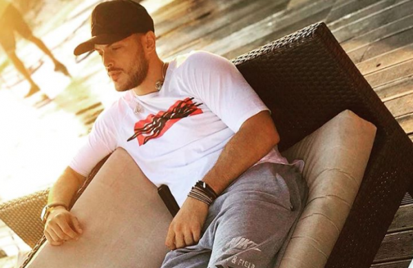 Σάκης Αρσενίου : Θύμα κλοπής ο τραγουδιστής – Τι συνέβη