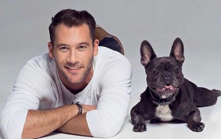 Αντίνοος Αλμπάνης: Το δυνατό του μήνυμά ένα χρόνο μετά την περιπέτεια με την υγεία του