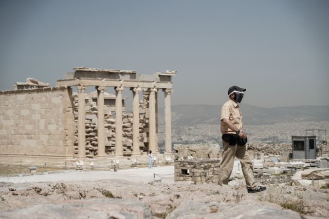 Κοροναϊός : Ο ιός κυκλοφορεί στην κοινότητα – Στο στόχαστρό του οι νέοι