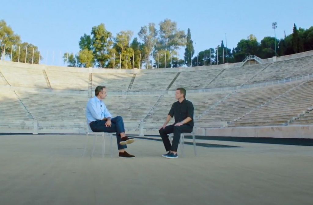 Μητσοτάκης: Μιλά για μπάλα και το Euro 2024