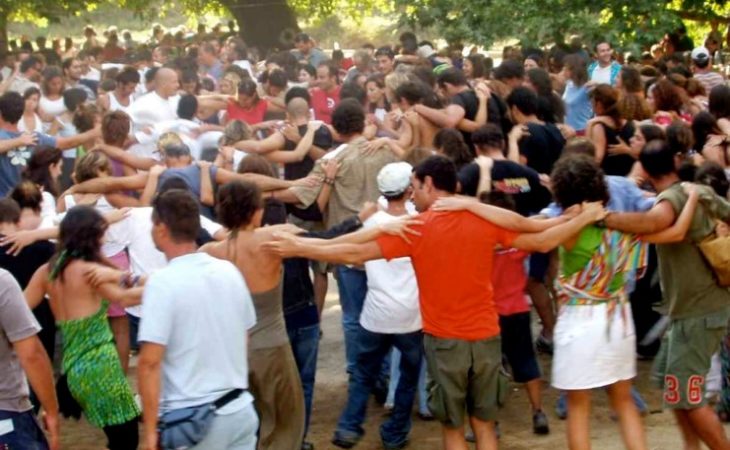 Γώγος: Πρέπει να απαγορευθούν πανηγύρια, αθλητικοί αγώνες και beach party