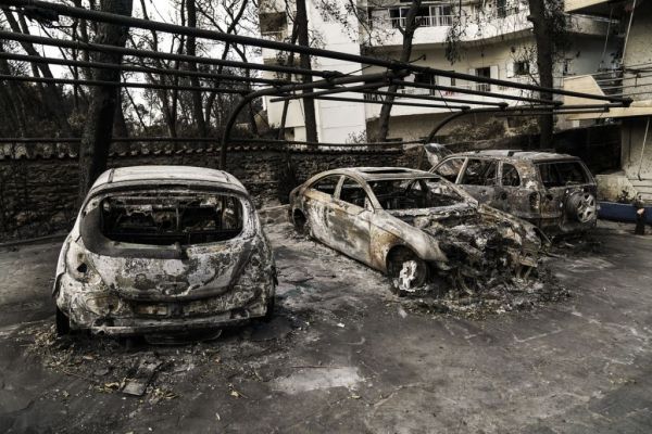 Μάτι: Στον ανακριτή ο δήμαρχος Ραφήνας – Συνεχίζονται οι απολογίες