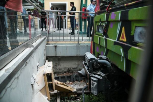 Ατύχημα στον ΗΣΑΠ: Συνελήφθη ο οδηγός του τρένου – Εξιτήριο για πέντε τραυματίες
