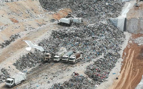 Περιβαλλοντικό «χαράτσι» για την ταφή των σκουπιδιών – Το σχέδιο 5 σημείων