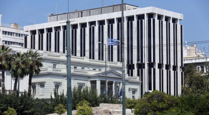Διευκρινίσεις του έλληνα πρέσβη για τις συνομιλίες Ελλάδας - Αιγύπτου για ΑΟΖ