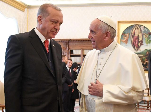 Η Άγκυρα προσκαλεί τον Πάπα να επισκεφτεί το «τζαμί της Αγίας Σοφίας»
