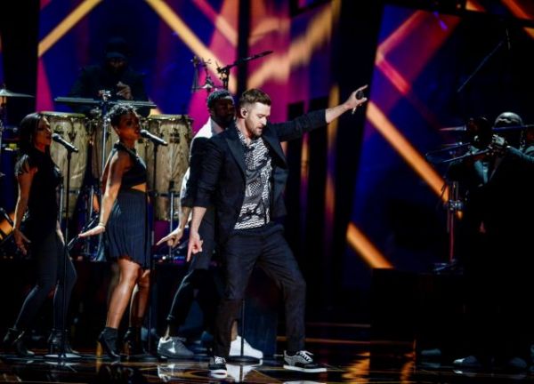 Τζάστιν Τίμπερλεϊκ: Πρέπει να γκρεμιστούν τα μνημεία που σχετίζονται με το ρατσισμό