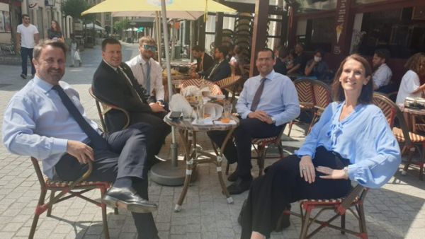 Διάλειμμα στη Σύνοδο Κορυφής για… τηγανητές πατάτες