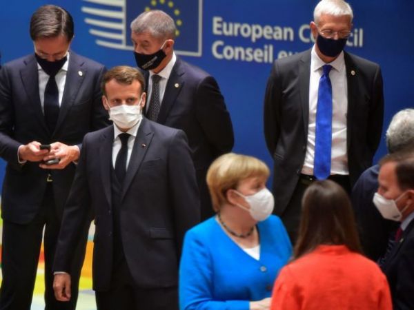 Σύνοδος Κορυφής: Με αποχώρηση απειλεί ο Μακρόν – Ζητά άμεση συμφωνία