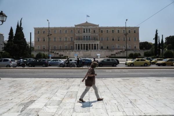 Σε κλοιό καύσωνα η χώρα – Πού θα δείξει 40άρια το θερμόμετρο