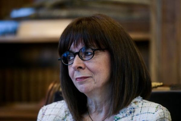 Ευχές Σακελλαροπούλου προς τον αμερικανικό λαό για την 4η Ιουλίου