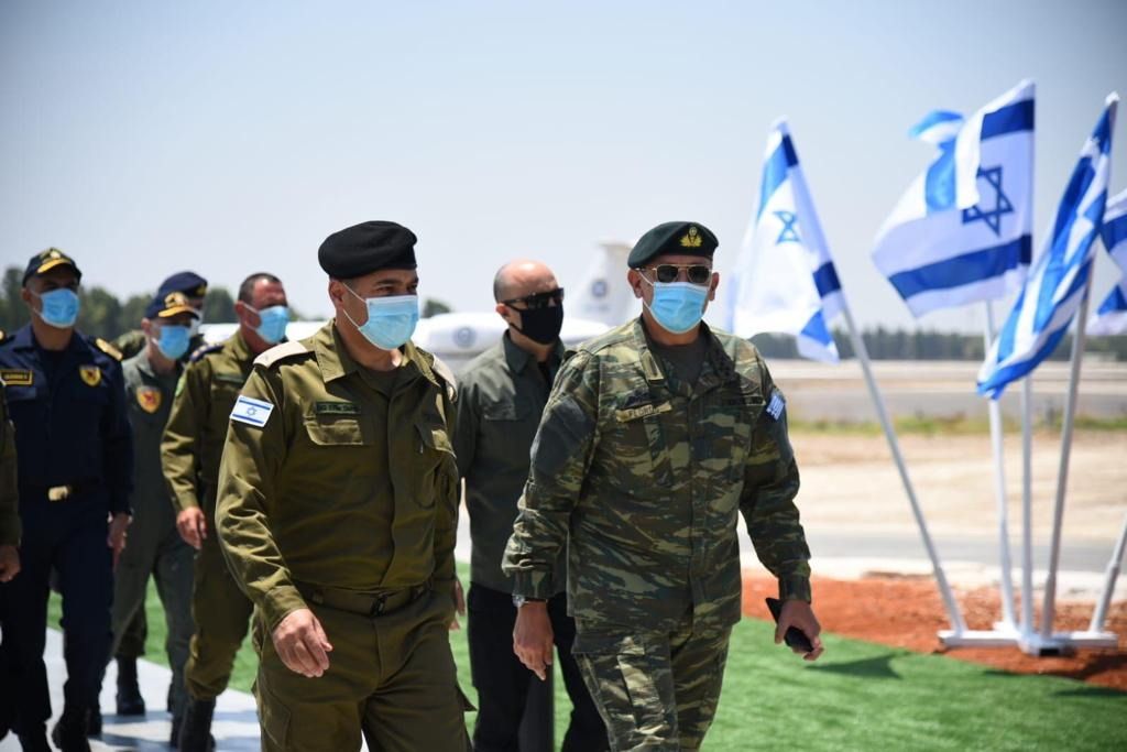 Στο Ισραήλ ο Αρχηγός ΓΕΕΘΑ με στόχο την εμβάθυνση της στρατιωτικής συνεργασίας των δύο χωρών