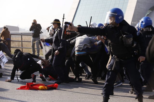 HRW: Βασανισμοί και ξυλοδαρμοί από τις τουρκικές δυνάμεις ασφαλείας